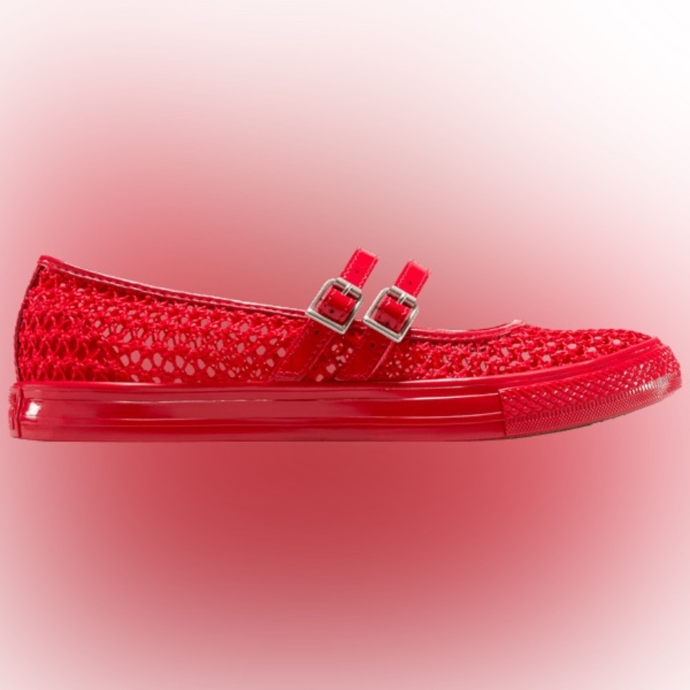 NWOB Converse Chuck Taylor All Star Dainty Mary Jane Knit Red Sneakers - Size 8
